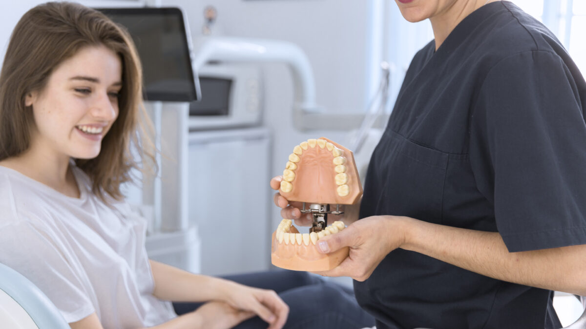 enfermedades causadas por implantes dentales